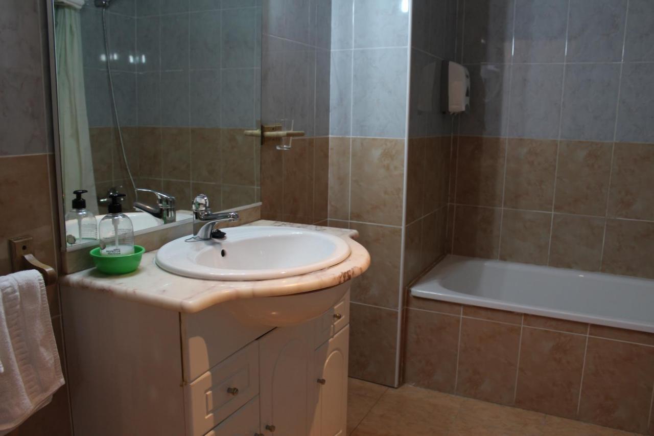 Apartamentos Los Gemelos Foz Bagian luar foto